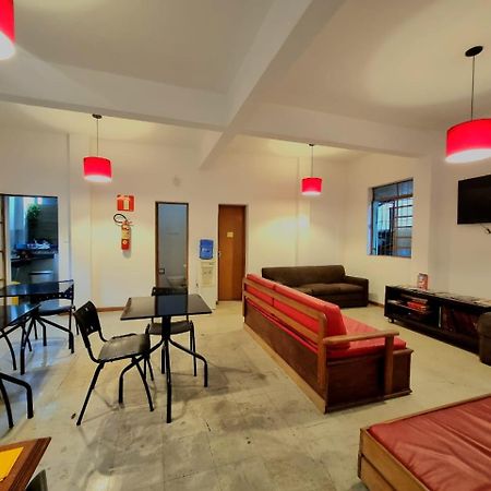 בלו הוריזונטה Cool Living Hostel - Praca Da Liberdade מראה חיצוני תמונה